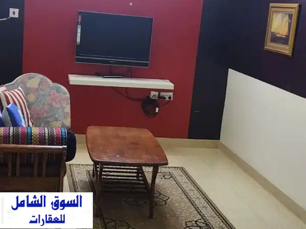 شقة مفروشة للإيجار في منطقة قلالي، مكونة من غرفة...