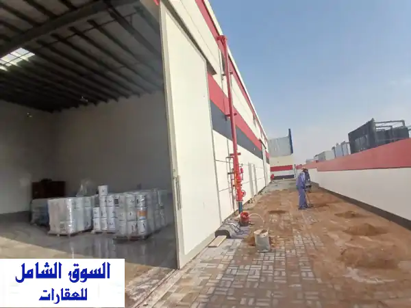 مستودع للإيجار في أم القيوين، مستودع بمواصفات...