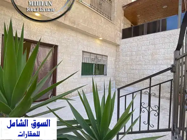 شقة ارضية فخمة للبيع في الجاردنز | حديقة 250م وتراس خاص...