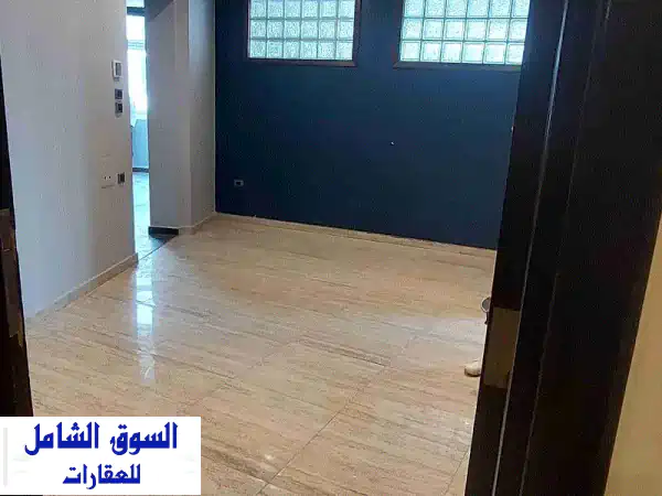 مكتب للإيجار 135 متر في كارجو مول الشيخ زايد