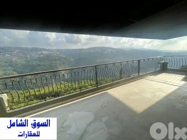 400 Sqm  Apartment for sale in Monteverde شقة للبيع في الموتيفردي