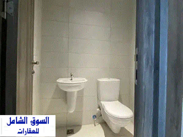 عيادة للايجار255 م التجمع الخامس ايترنا مفيدا اعمارu002 F 6 غرف كشف u002 F  مباشرة على شارع التسعين الجنوبى