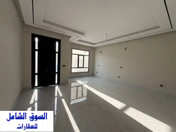 عيش الرفاهية العائلية: فيلا فسيحة للإيجار...