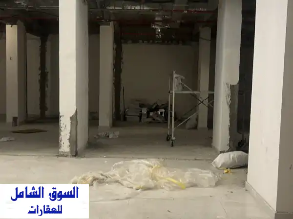 للايجار: مجمع تجاري ضخم ومتكامل 3 طوابق مع مكاتب في السالمية | مثالي لهايبر ماركت وأسواق كبرى