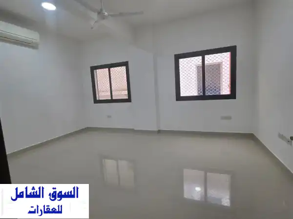 شقة للإيجار 2 غرفة في منطقة الخوير الجنوبيه خلف...