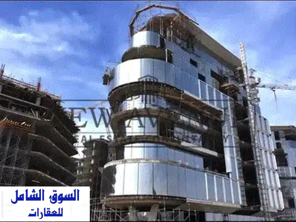 مكتب مميز جدا للبيع في ذا ارك شارع التسعين الجنوبي  المساحة  153 متر مربع