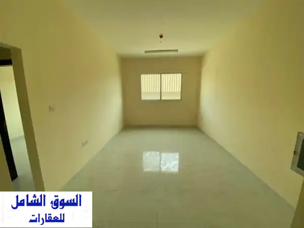 مكتب تجاري للإيجار في الجرف الصناعية 3 أول ساكن...
