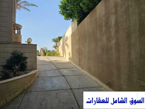 قصر أحلامك للبيع بمينا جاردن سيتي 6 أكتوبر: تشطيب الترا سوبر لوكس، مساحة 1560م، وتمويل عقاري متاح!