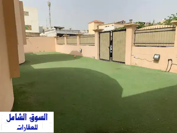 فرصة استثنائية بمدينة عيسى: فيلا عائلية فسيحة 577م²...