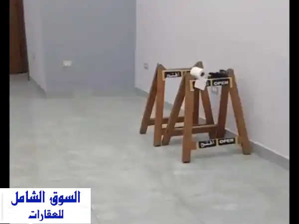 محل لقطة للإيجار بلوران: 40م² | موقع حيوي للتوكيلات، البراندات، الكافيهات (عمر المختار)
