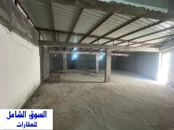 للإيجار، محل في جد علي مع الكهرباء. لا يوجد...