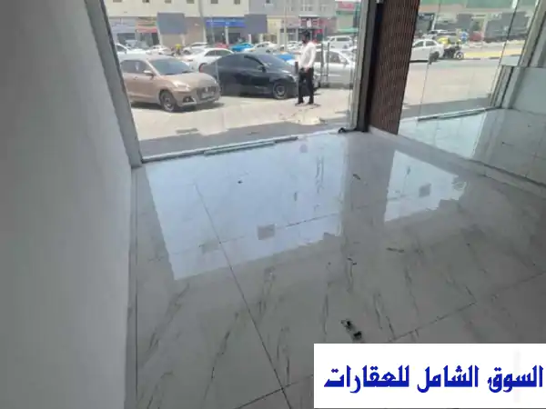 للإيجار الشهري محل أو تجاري في العزيزية الريان 17 م²