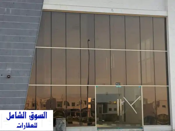 فرصة استثمارية ذهبية: 4 معارض مميزة للإيجار في الصناعية 18 الشارقة - موقع حيوي ومباشر