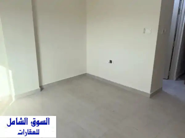 استوديو للإيجار برأس الخيمة الجولان | شامل خدمات (كهرباء وإنترنت) | شهري/سنوي | شارع المنتصر | بدون عمولة