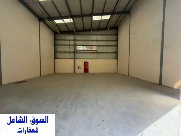 للإيجار في الصناعية 12 الشارقة، مستودع بمساحة 2000...