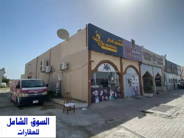 محل للإيجار عبارة عن محل باب أمامي وخلفيه وعلى...