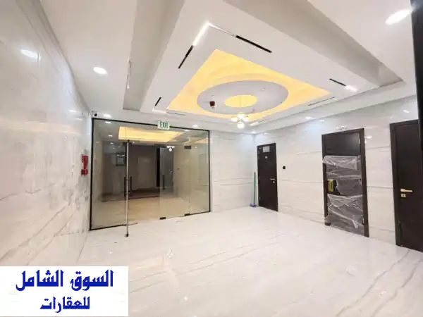 انطلق بنجاحك! مكاتب فاخرة للإيجار بالزاهية عجمان 45000 درهم - جاهزة للعمل فوراً!