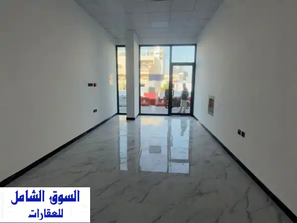 للإيجار السنوي في عجمان  الراشدية  محل تجاري جديد أول مستأجر بمساحة 395 قدم مربع، موقع كورنر ...