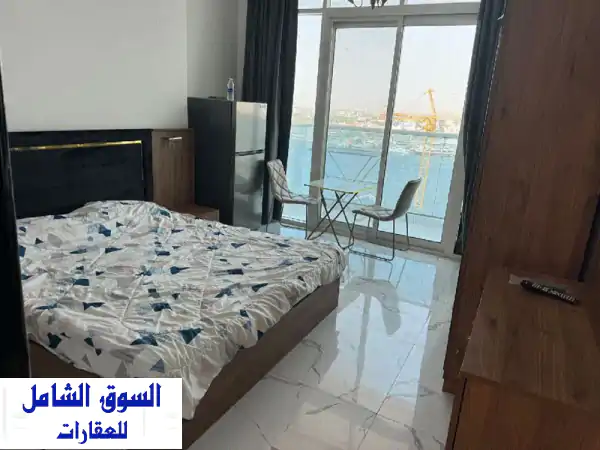السعر 330 ألف درهم كاش فقط تملك استوديو واسع بمساحة 620 قدم في أبراج الواحة مع بلكونه واطلالة ...