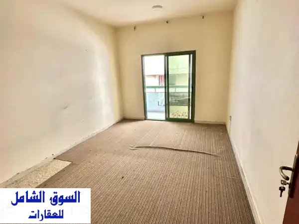 أجمل غرفة وصالة في القاسمية المحطة مع بلكونه...
