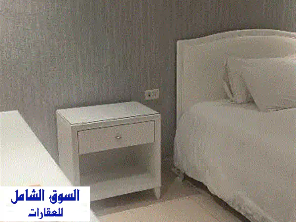 شقة أرضية فاخرة للبيع في أم أذينة (خلف سوق...