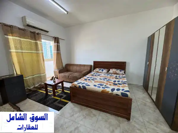 استوديو فاخر للإيجار الشهري بالراشدية 1 عجمان | إطلالة بحرية مباشرة | شامل الفواتير والإنترنت