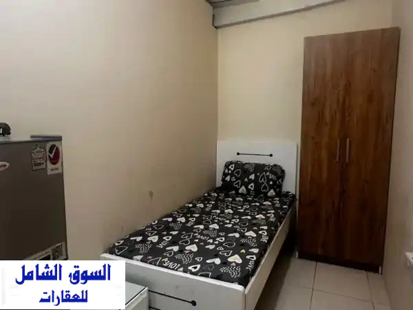 فرصة ذهبية: بارتشين للإيجار في سكن بنات حصري...