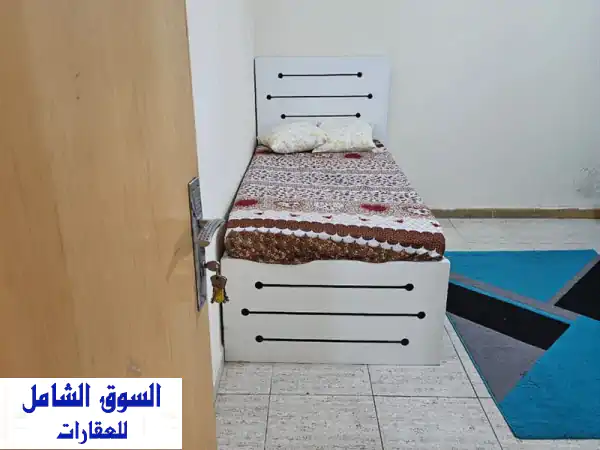 غرفة مريحة للايجار في المجاز 2 الشارقة بـ 1600 درهم – لشخص واحد فقط | هدوء وخصوصية!