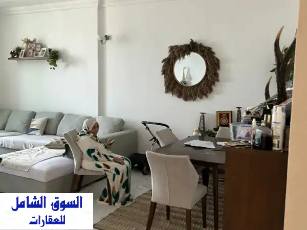 فرصة استثمارية مميزة  شقة للبيع في oasis tower 1 موقع مميز...
