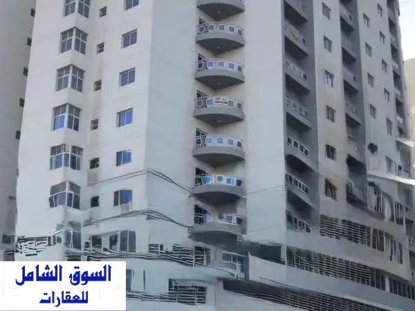 عندي شقة للبيع في أبراج الناصر مساحة 73 متر غرفة وحمامين ومطبخ وصالة مطله على مستشفى الملك حمد في ...