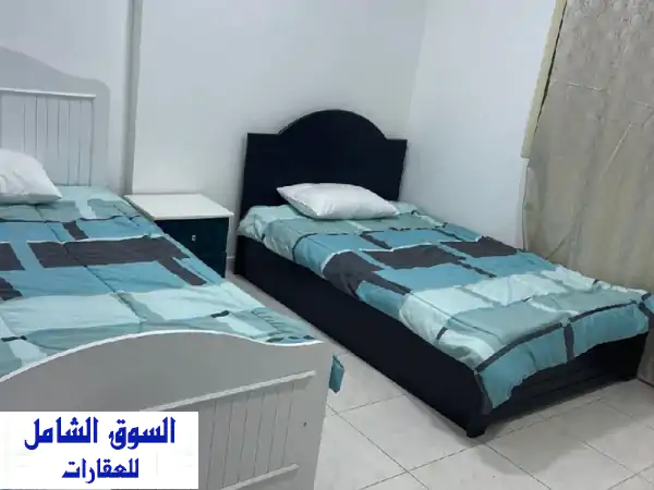 متوفر الآن للإيجار الشهري في الشارقة غرفتين وصالة  منطقة الخان موقع مميز جانب مخابز شمسين خلف ...