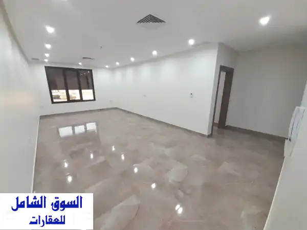 في منطقة صباح الأحمد، شقة فاخرة فائقة الدقة مكونة من...