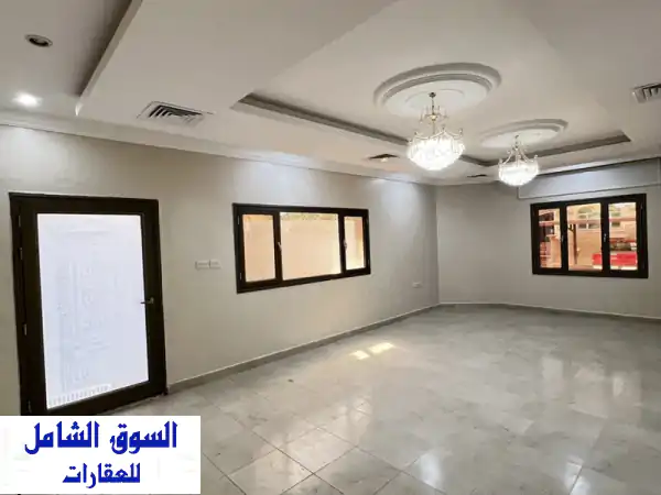 فيلا فخمة للإيجار في عبدالله المبارك الصباح، قطعة 7 (غرب الجليب) - مساحة واسعة وخدمات متكاملة