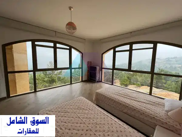 900m2 Villa+Mountain View 4 sale in Mayrouba  فيلا للبيع في ميروبا...