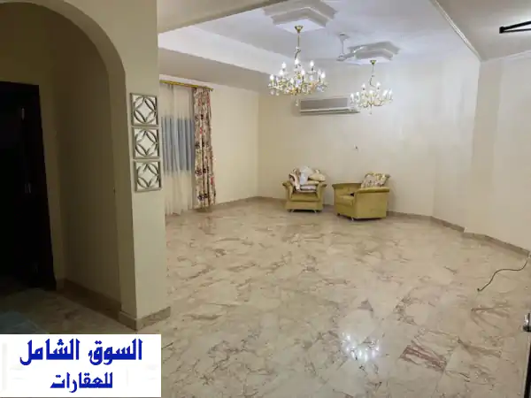 شقة أحلامك بالرفاع (الحجيات): 185م² طابق أرضي...
