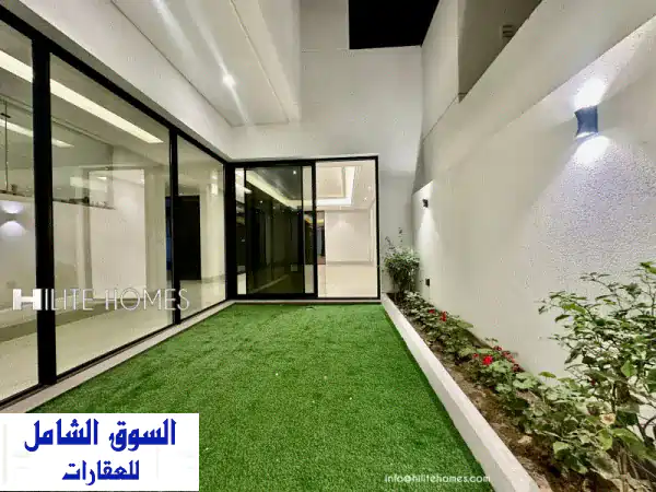 فيلا فاخرة جديدة كلياً للايجار بأبو فطيرة | مسبح خاص،...