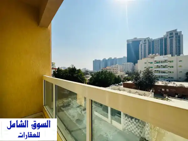 شقتك المثالية في عجمان! غرفة وصالة مفروشة فاخرة للإيجار الشهري بالراشدية 3 - بدون عمولة وشامل الفواتير!