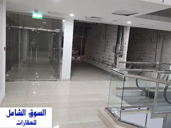 محلات للايجار حولي: فرصتك الذهبية على الشارع الرئيسي | فترة سماح وبدون خلو!
