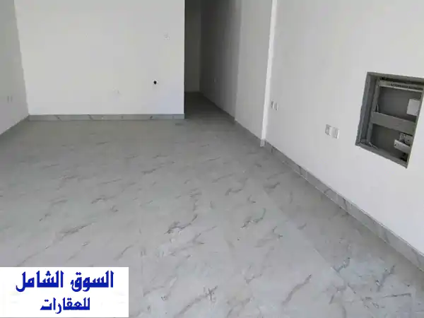 محل للإيجار بالروضة عجمان: موقع استراتيجي بجوار شرطة الحميدية - 312 قدم مربع - 25,000 درهم فقط!