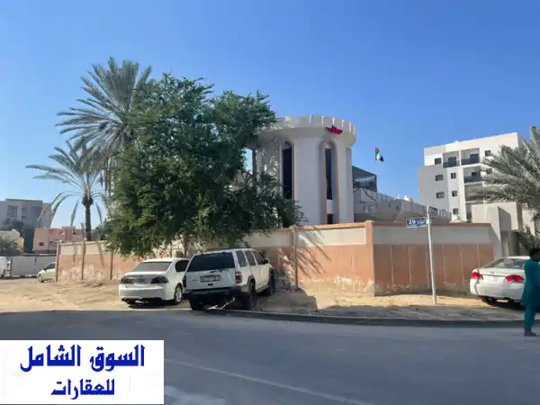 بيت قديم على زاوية شارعين فرصة استثمارية...
