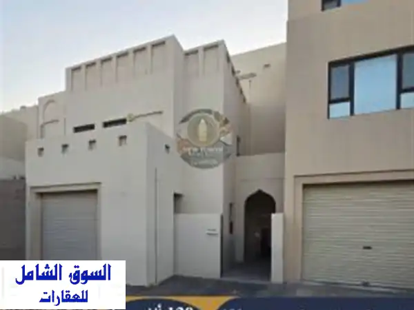 للبيع فيلا في شرق الحد