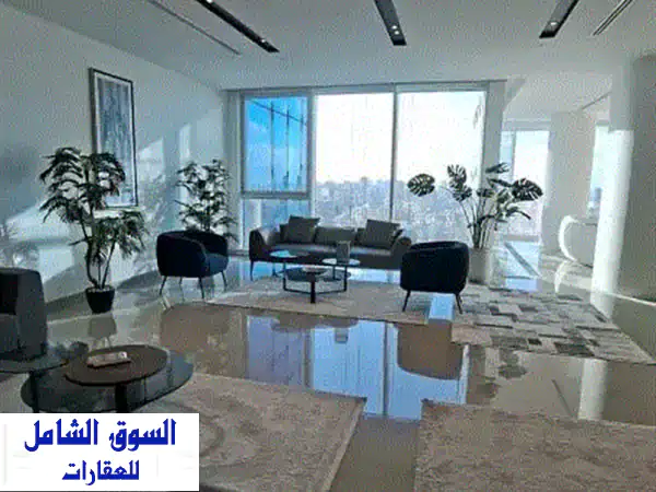 شقة فاخرة للإيجار في أشرفية | سما بيروت - 450 م²...
