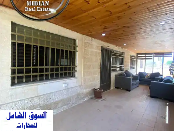 رقم الاعلان 8327 شقة شبه أرضي فارغة للإيجار خلدا...