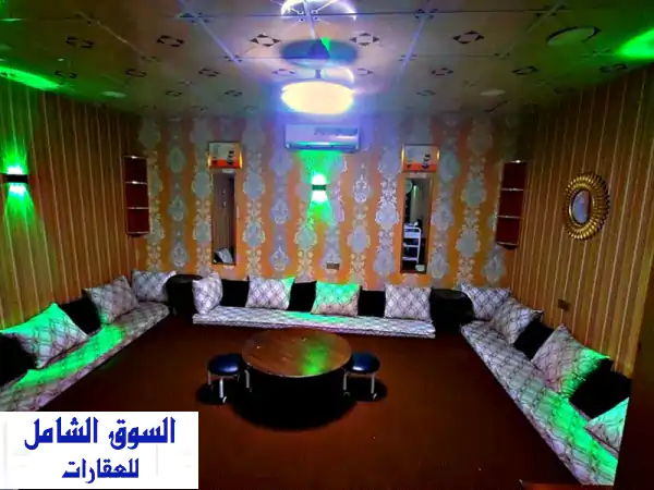 فرصة استثمارية ذهبية: صالون نسائي فيلا 5 غرف بحمام مغربي للبيع بعجمان - إيجار رمزي ودخل ثابت!