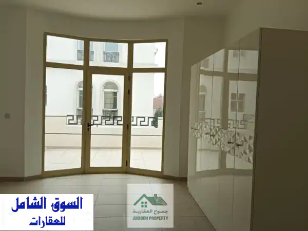 فيلا فاخرة للإيجار في معسكر آل نهيان أبوظبي | مدخل...