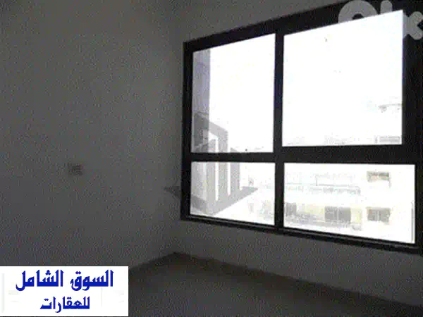 شقة أحلامك في مار الياس: 200م² عصرية للبيع برأس بيروت | 3 غرف نوم و 4 حمامات