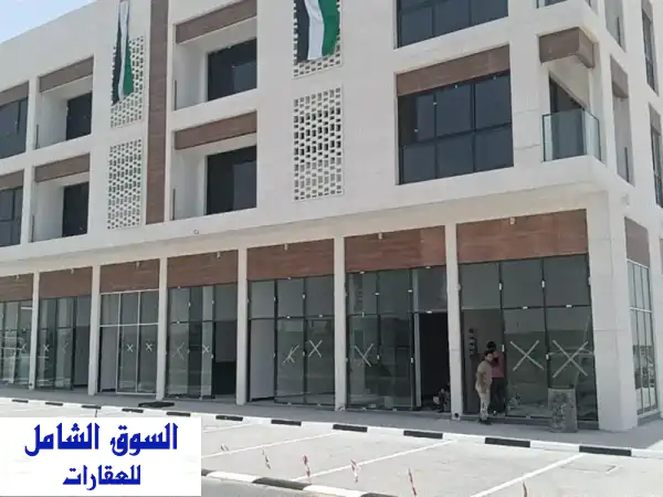 فرصة لا تعوض: شقق ومحلات للإيجار على شارع...
