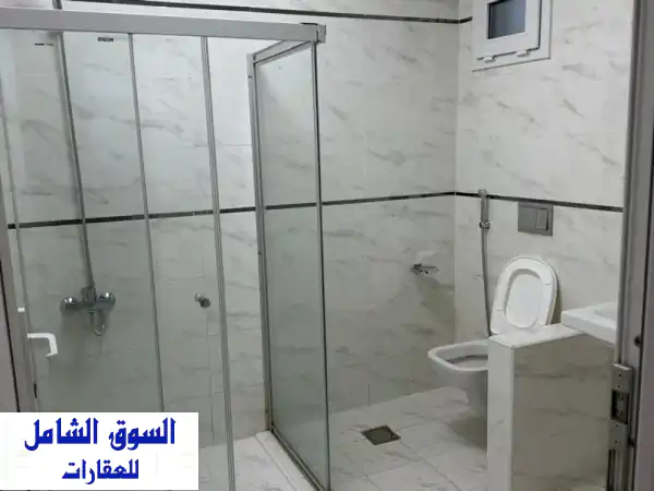 للإيجار: فيلا عائلية فاخرة بالرحمانية الشارقة | 3 غرف ماستر | موقع هادئ | إيجار قابل للتفاوض