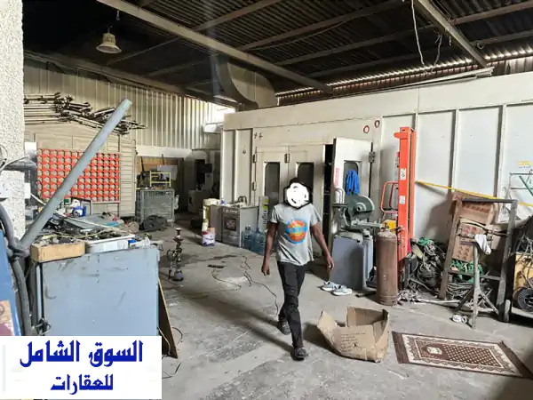 مستودع للإيجار بأم الرمول دبي: موقع استراتيجي 300م² للتخزين المثالي لشركتك