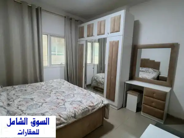 للإيجار الشهري شقة غرفة وصالة مفروشه فرش فندقي ومرتب مع جميع الاجهزة السمارت وأدوات الطبخ بمنطقة ...